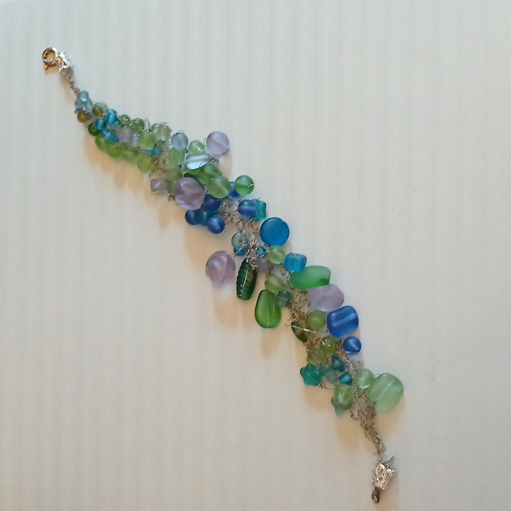 NWOT Artisan Women's Multicolor Wire Beaded Bracelet Sea Glass Color - Picture 11 of 17